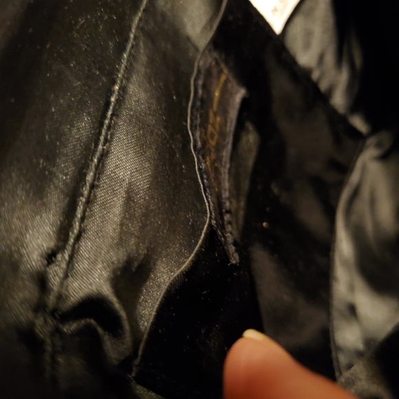 Vintage beaded black small purse with shoulder strap snap closure - Picture 6 of 9